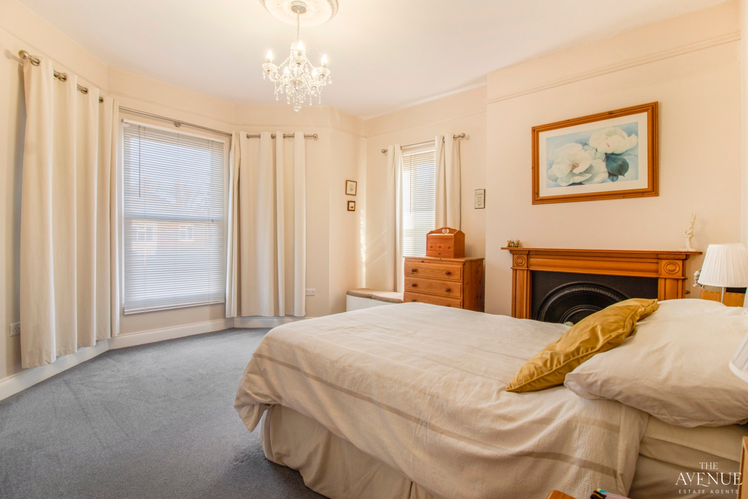 5 bed detached house for sale in Hagley, Station Road 27