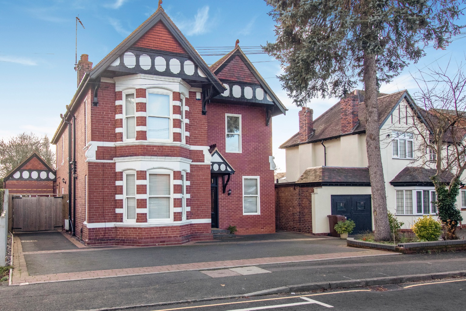 5 bed detached house for sale in Hagley, Station Road - Property Image 1