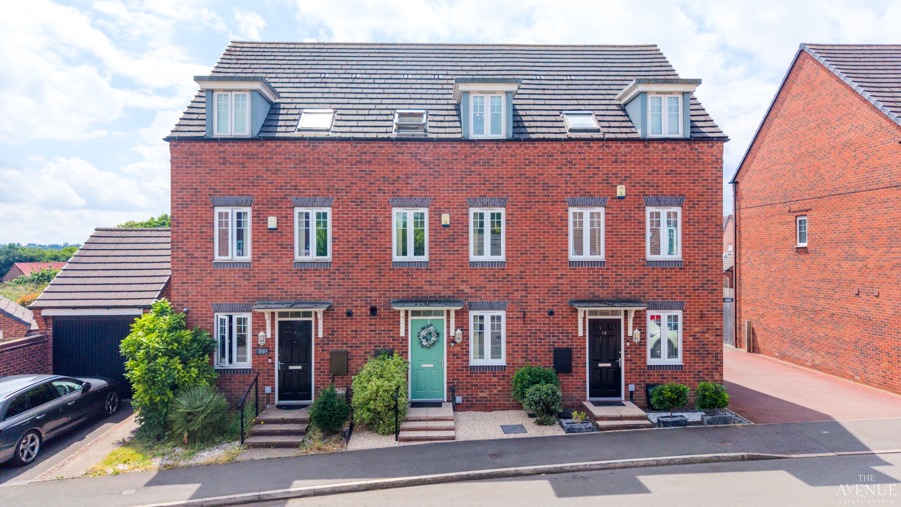3 bed town house for sale in Kyngston Road, West Bromwich  - Property Image 1