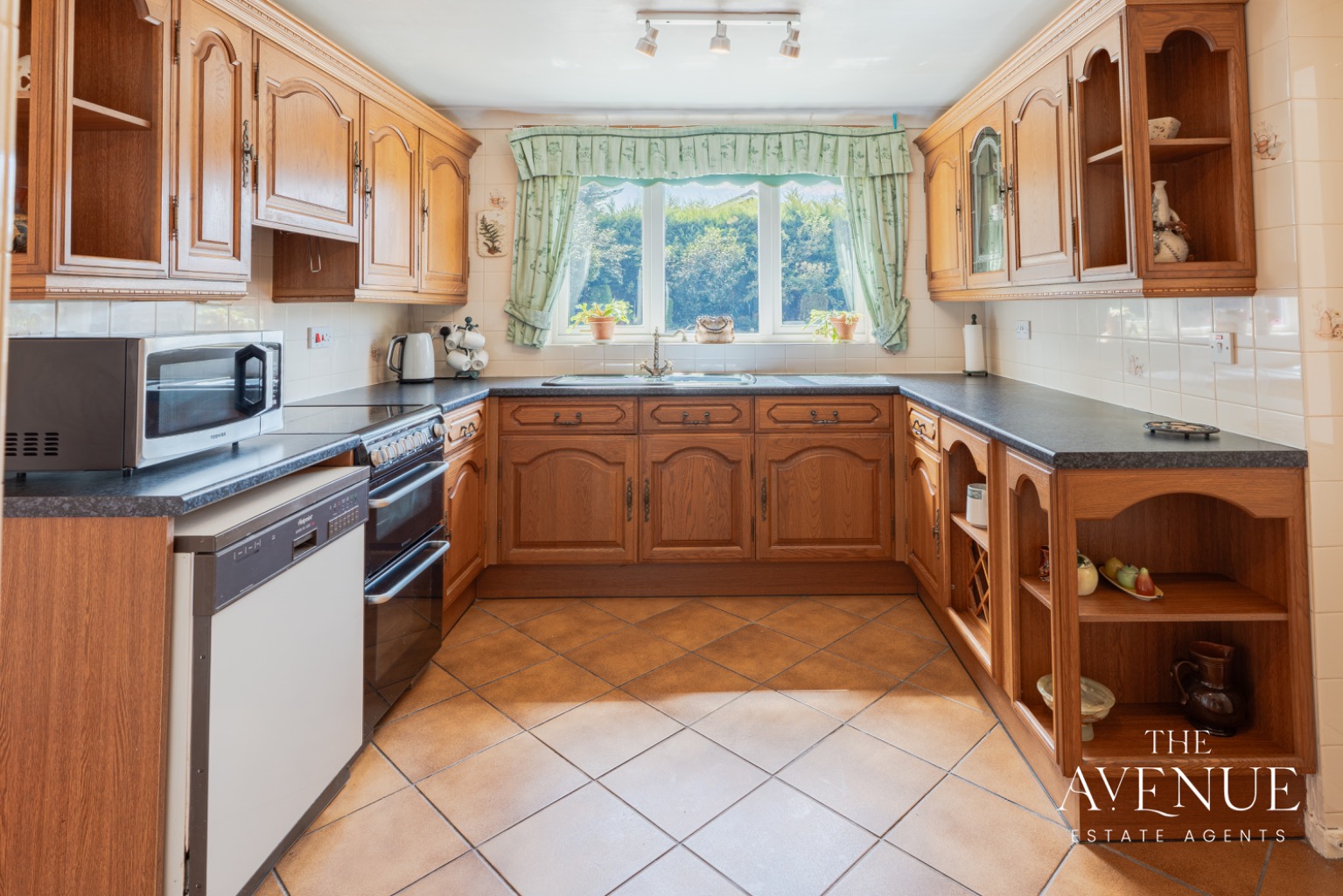4 bed detached house for sale in Radbourne Drive, Halesowen  - Property Image 13