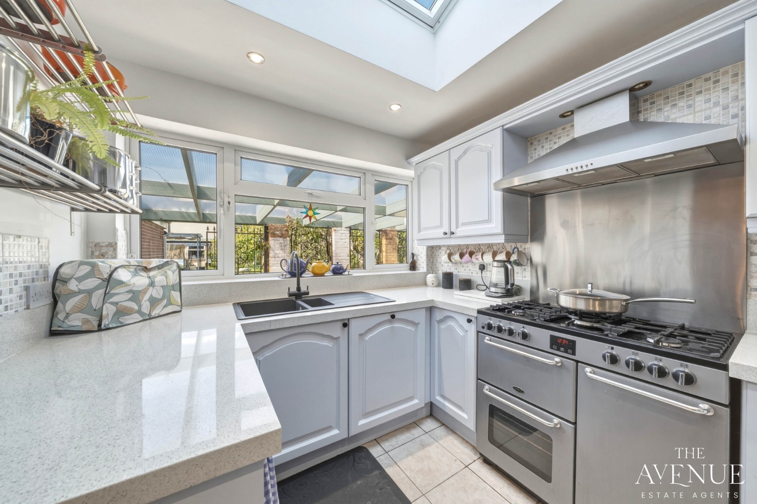 5 bed detached house for sale in 102 Julian Road, West Bridgford, Nottingham, Nottinghamshire, NG2 5AN  - Property Image 14