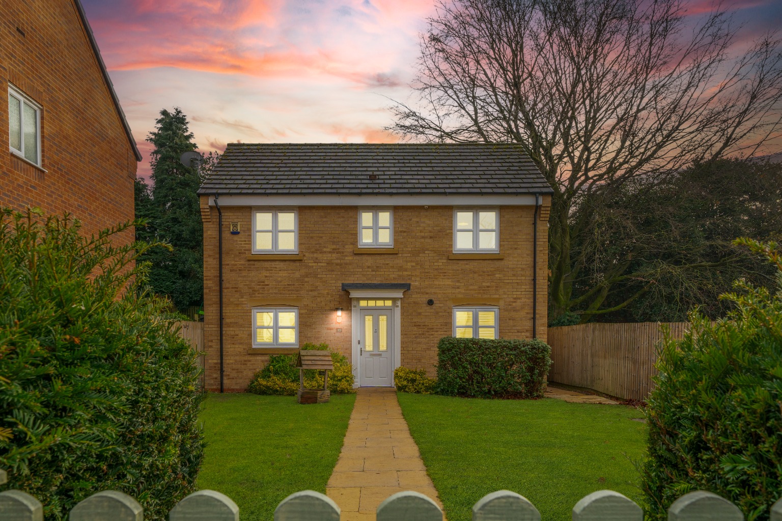 3 bed detached house for sale in Regal Drive, Mansfield, Nottinghamshire, NG18