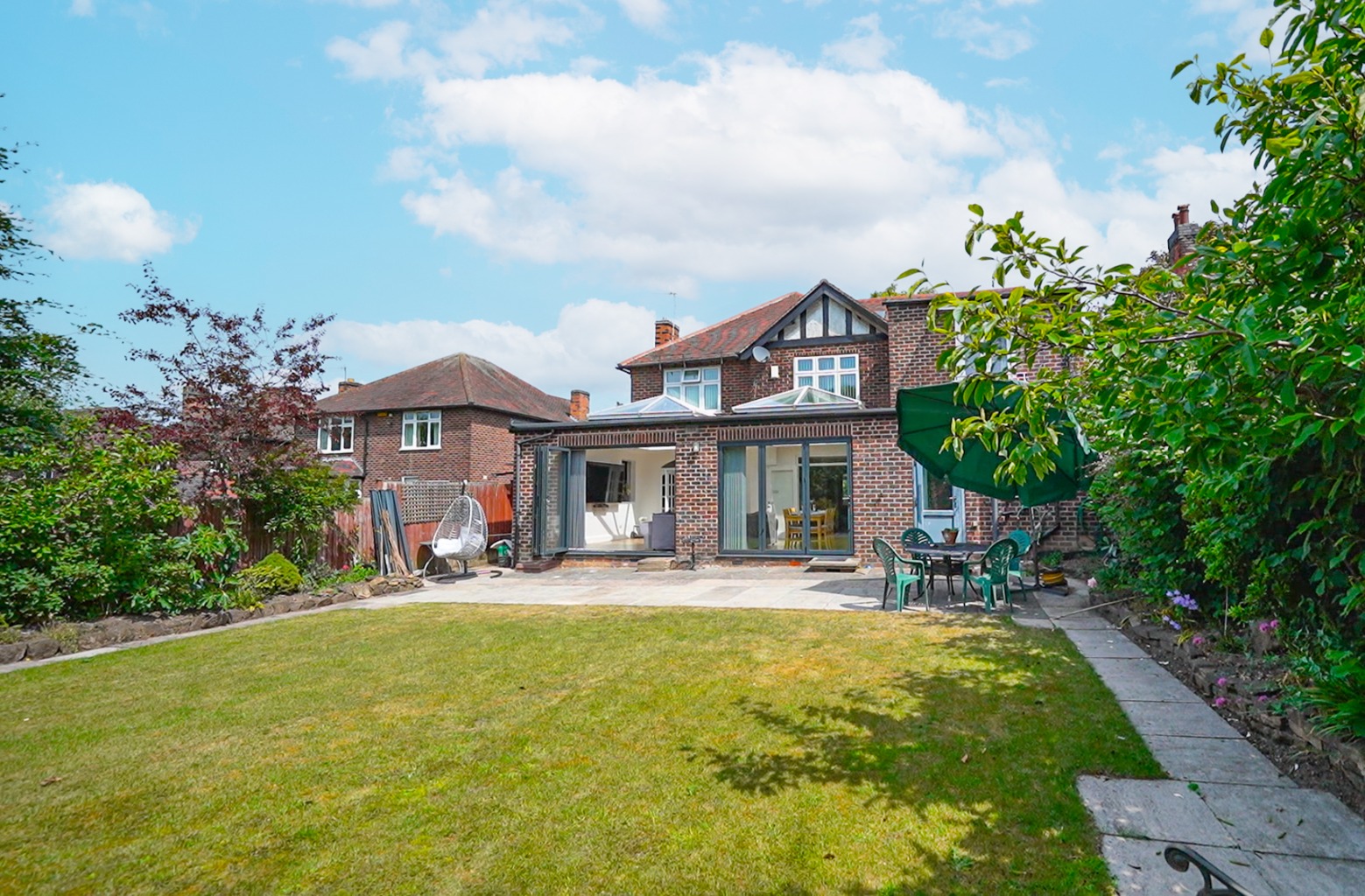 5 bed detached house for sale in 10 Marlborough Road, Woodthorpe, Nottingham, Nottinghamshire, NG5 4FG 40