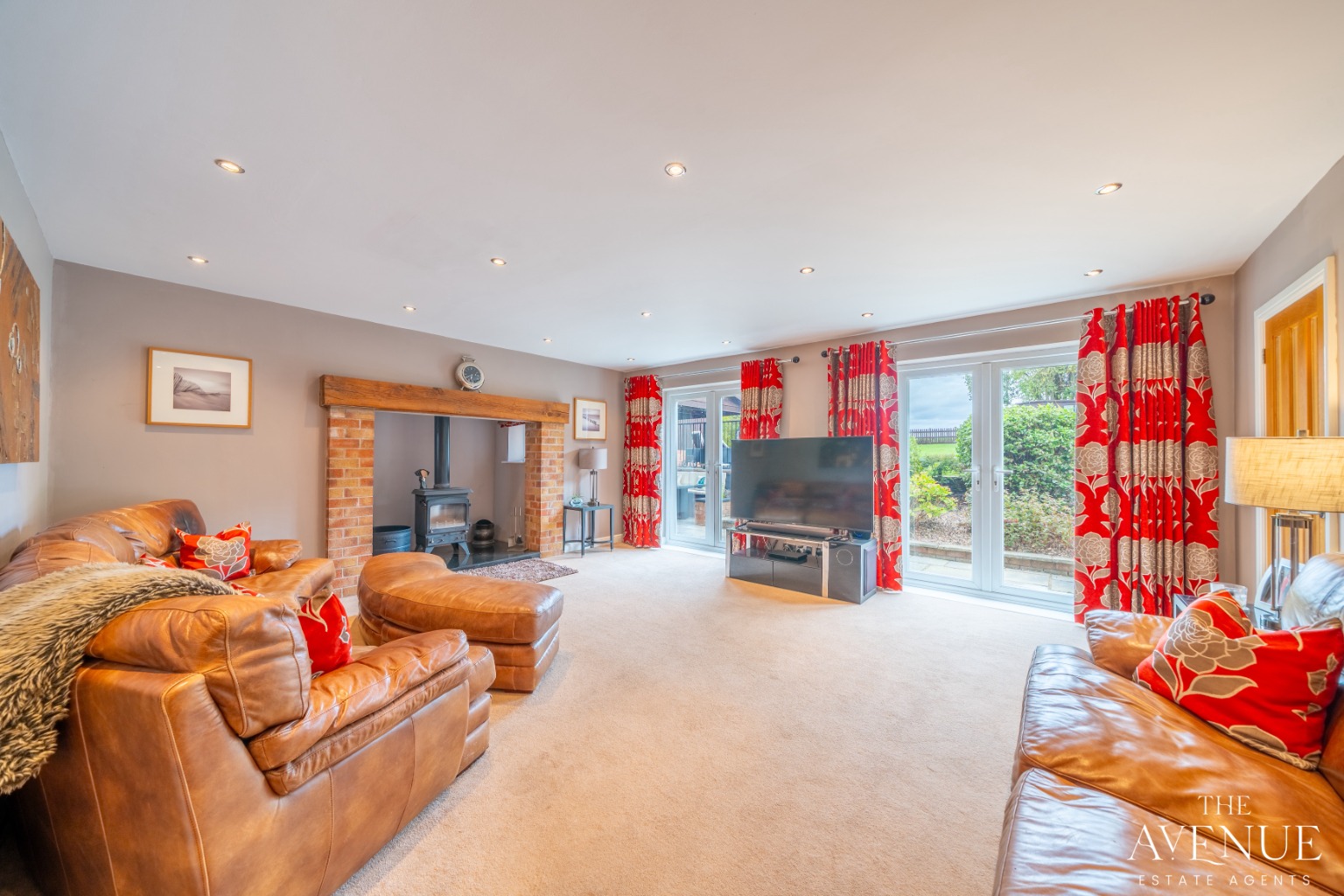 5 bed detached house for sale in 54 Burnside Grove, Tollerton , NG12 4EB 9