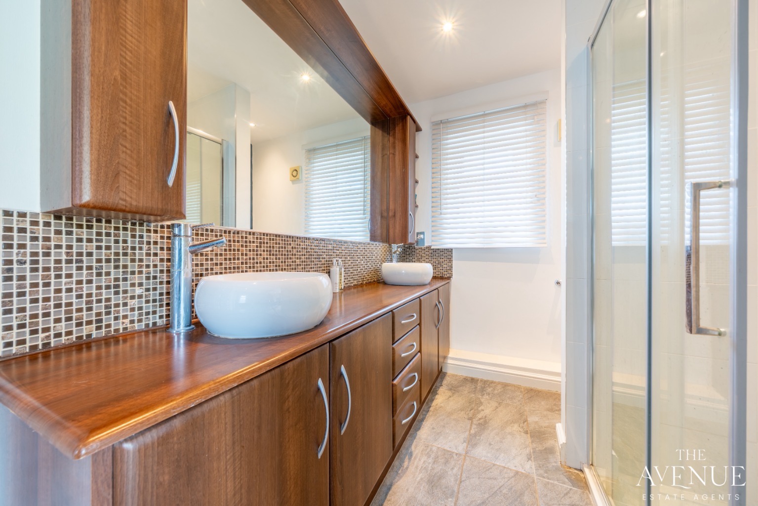 5 bed detached house for sale in 54 Burnside Grove, Tollerton , NG12 4EB  - Property Image 32