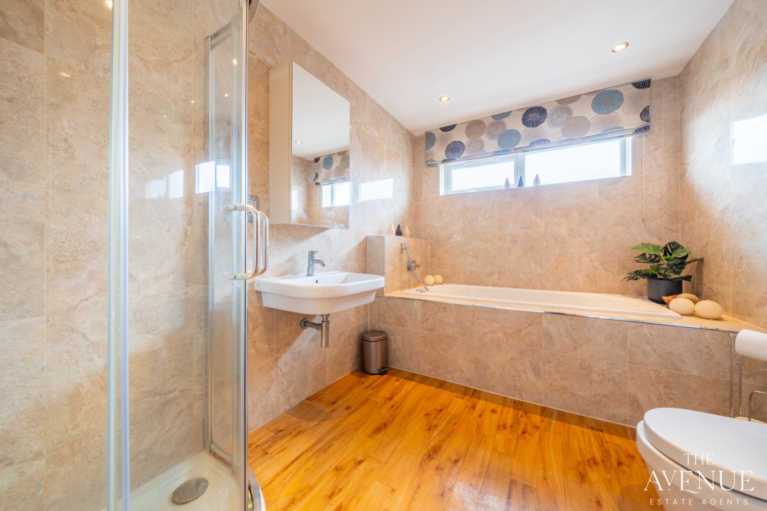 5 bed detached house for sale in 54 Burnside Grove, Tollerton , NG12 4EB 37