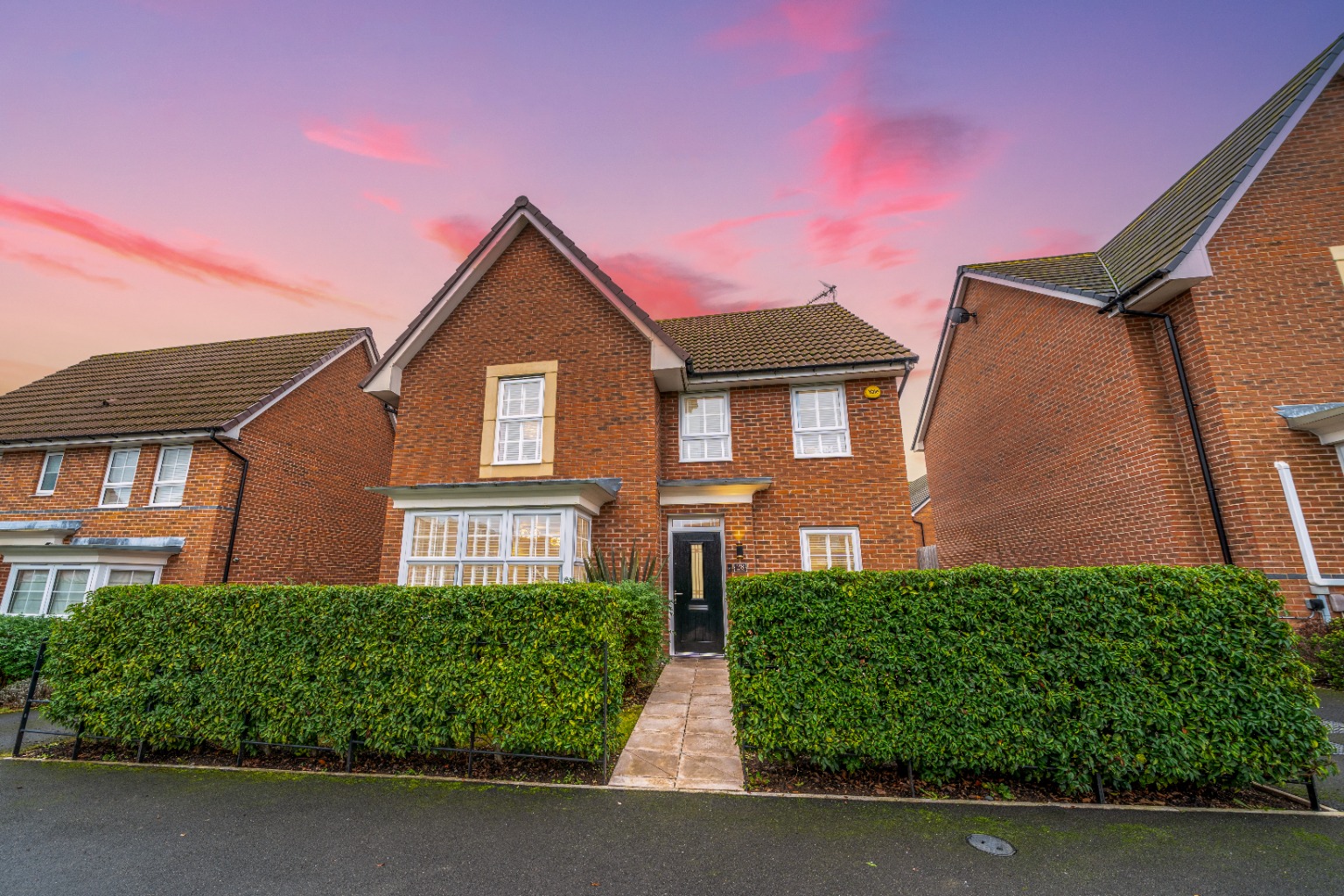 4 bed detached house for sale in 28, Acacia Way, Edwalton, NG12 4DA  - Property Image 1