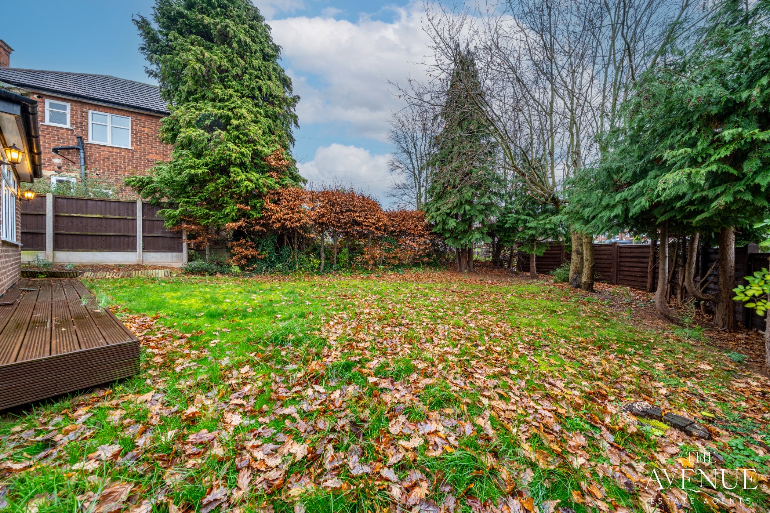 3 bed detached house for sale in 90 Greythorn Drive, West Bridgford,Excellent school catchment, plus planning permission! No chain!! 33