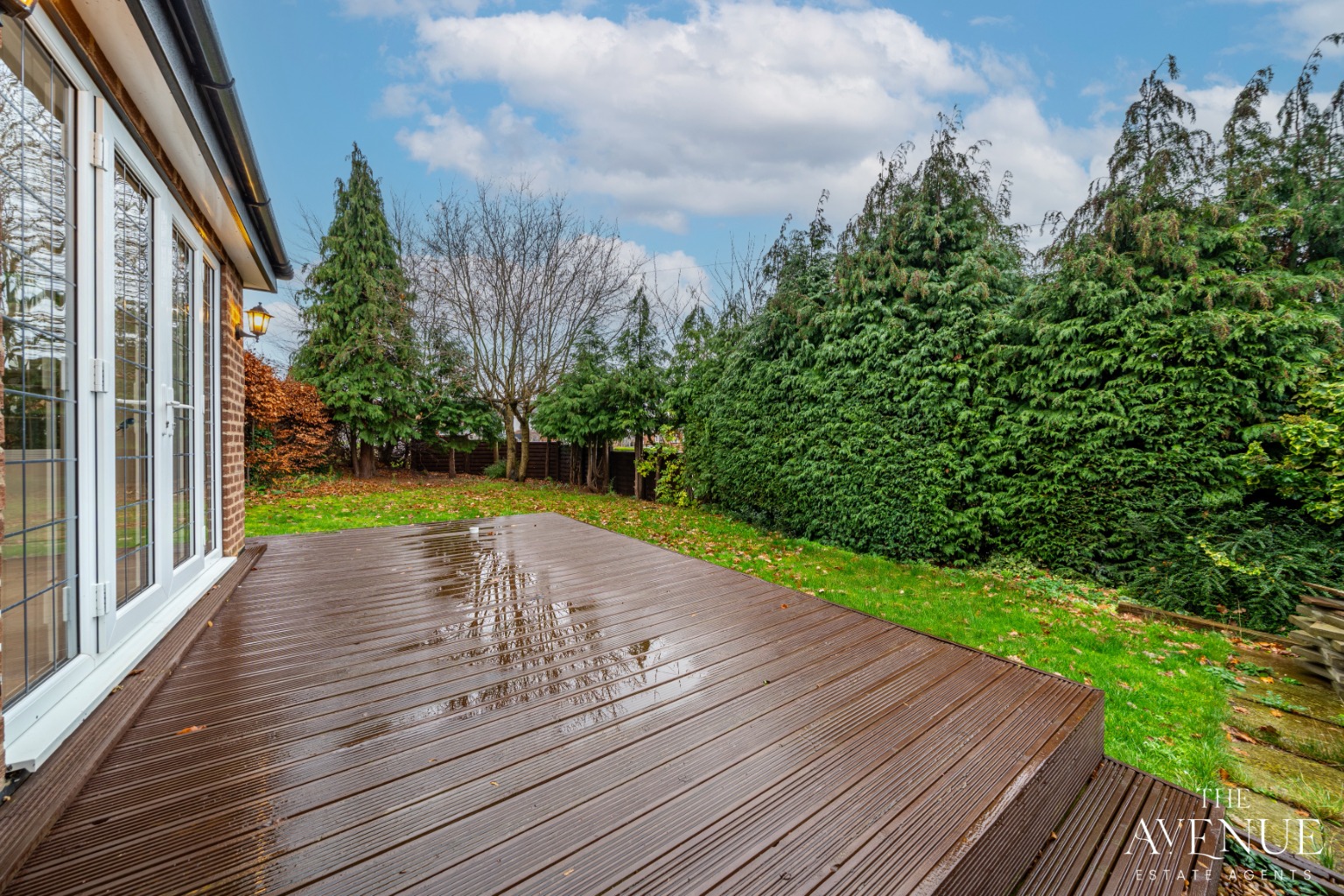 3 bed detached house for sale in 90 Greythorn Drive, West Bridgford,Excellent school catchment, plus planning permission! No chain!! 31
