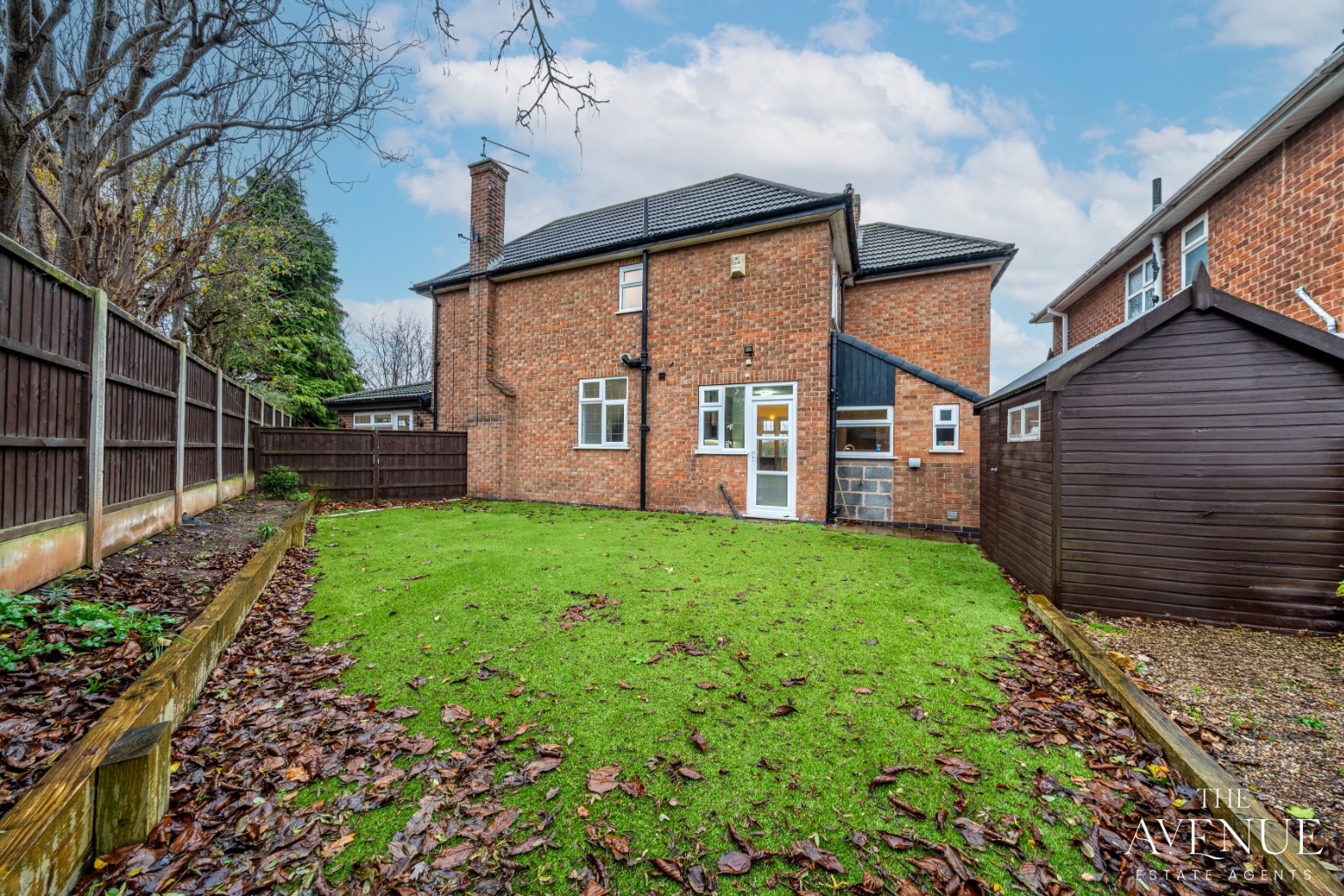 3 bed detached house for sale in 90 Greythorn Drive, West Bridgford,Excellent school catchment, plus planning permission! No chain!! 37