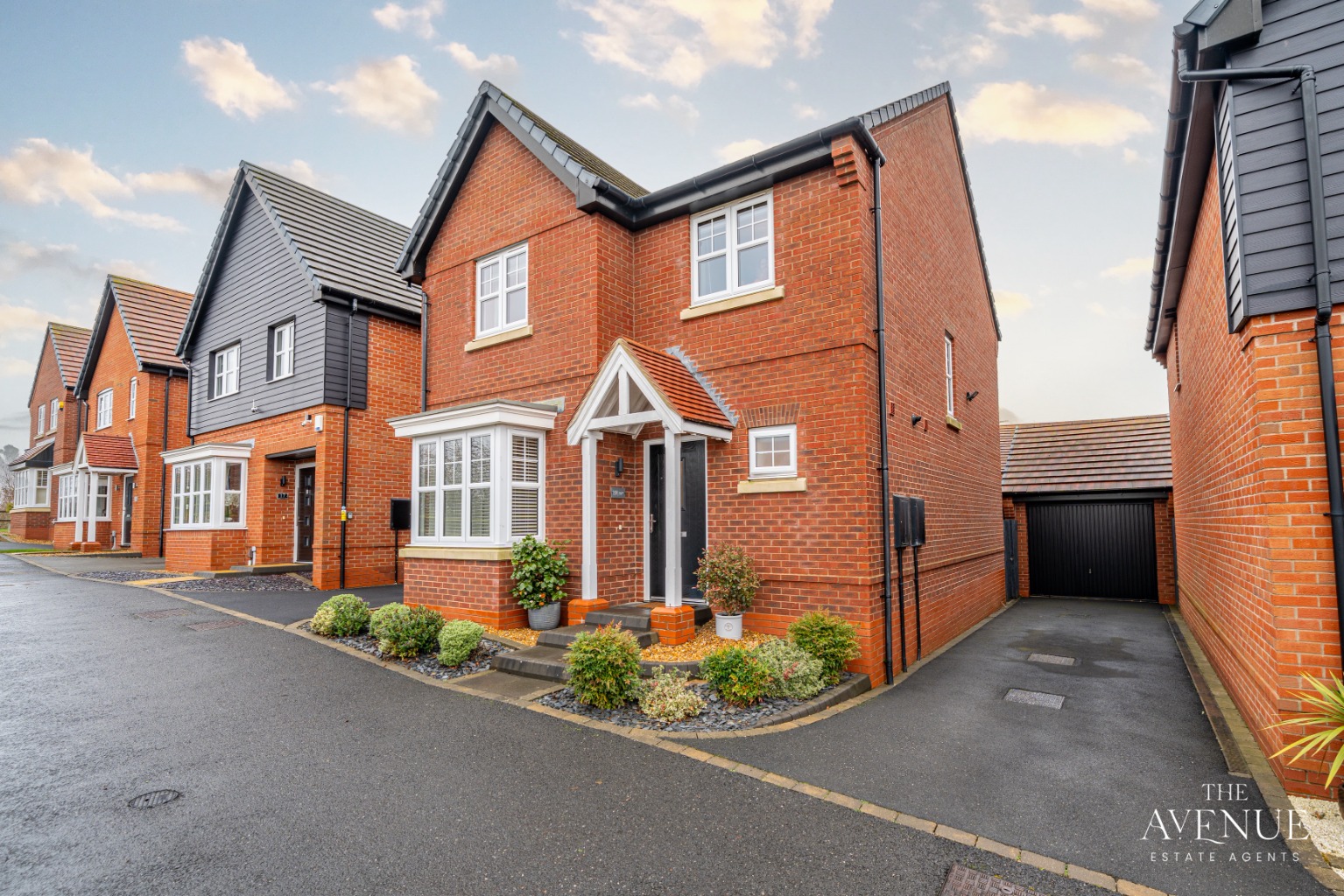 4 bed detached house for sale in 19 Shaldon Close, Mapperley, Nottingham, Nottinghamshire, NG3 5XF 3