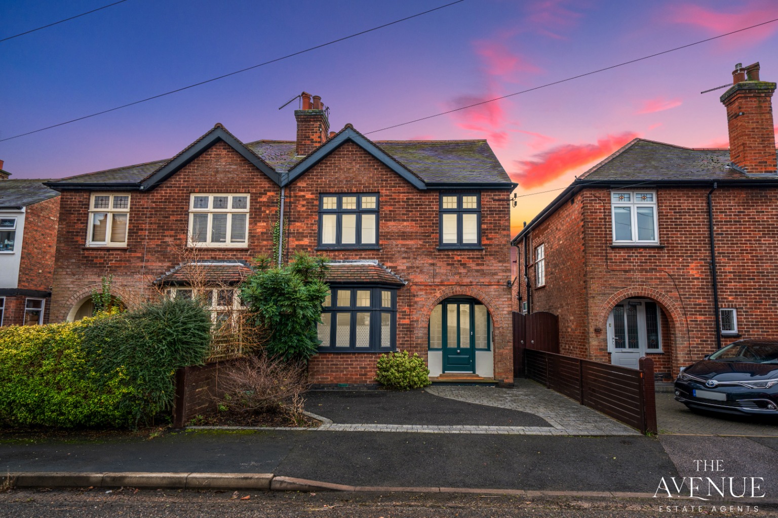 4 bed semi-detached house for sale in 25 Abingdon Road, West Bridgford only a 6min walk to the Bustling Avenue! - Property Image 1