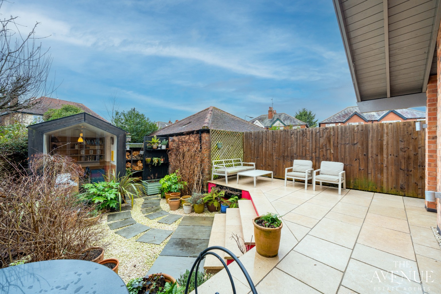 4 bed semi-detached house for sale in 25 Abingdon Road, West Bridgford only a 6min walk to the Bustling Avenue! 26