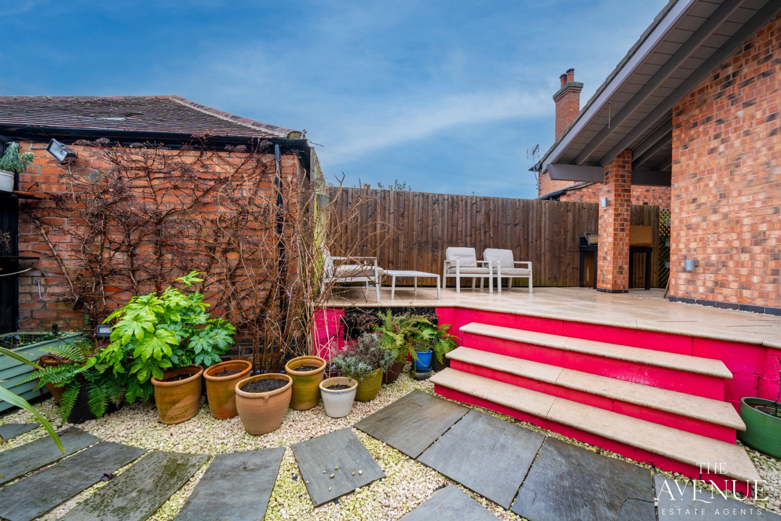4 bed semi-detached house for sale in 25 Abingdon Road, West Bridgford only a 6min walk to the Bustling Avenue! 33