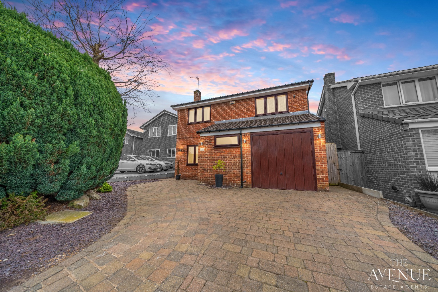 4 bed detached house for sale in 1 Ingleby Close, Cotgrave, Nottingham, Nottinghamshire, NG12 3QR  - Property Image 1