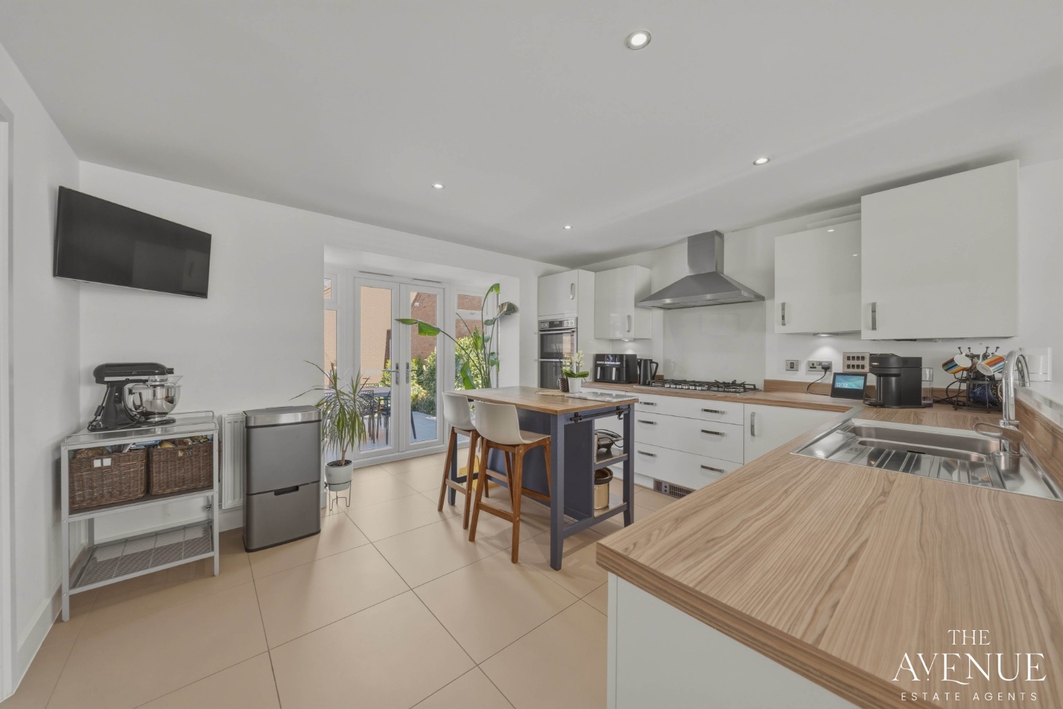 4 bed detached house for sale in 7, Saxton Avenue, Nottingham, Nottingham City, NG8 6BR 1