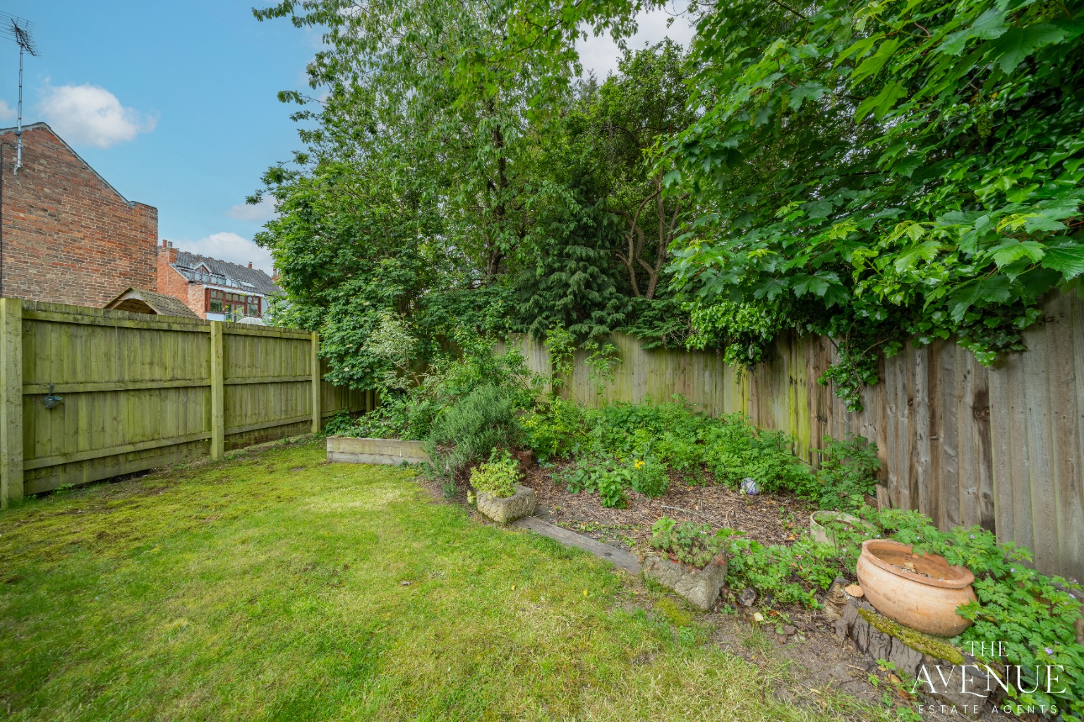 5 bed semi-detached house for sale in 6 Millicent Road, West Bridgford, Nottingham, Nottinghamshire, NG2 7LD 50