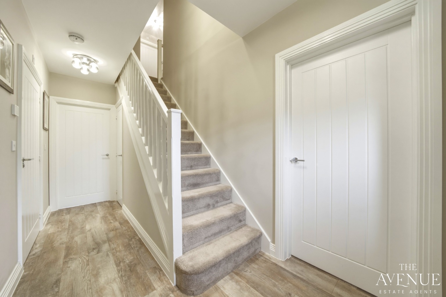 5 bed detached house for sale in 8A Mill Field Close, Burton Joyce, Nottingham, Nottinghamshire, NG14 5AA  - Property Image 5