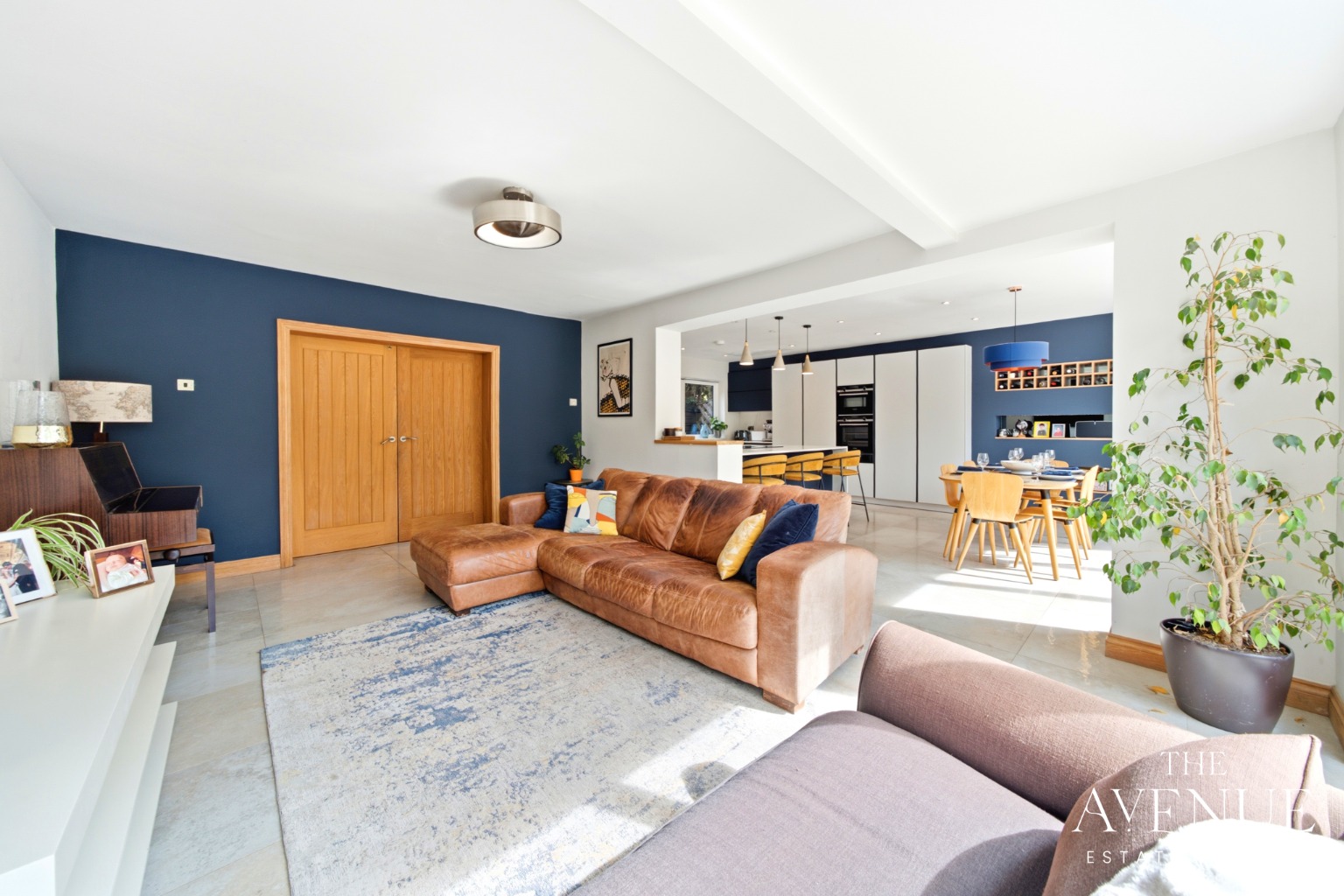 5 bed detached house for sale in 40 Easthorpe Street, Ruddington, Nottingham, NG11 6LB - Property Image 3