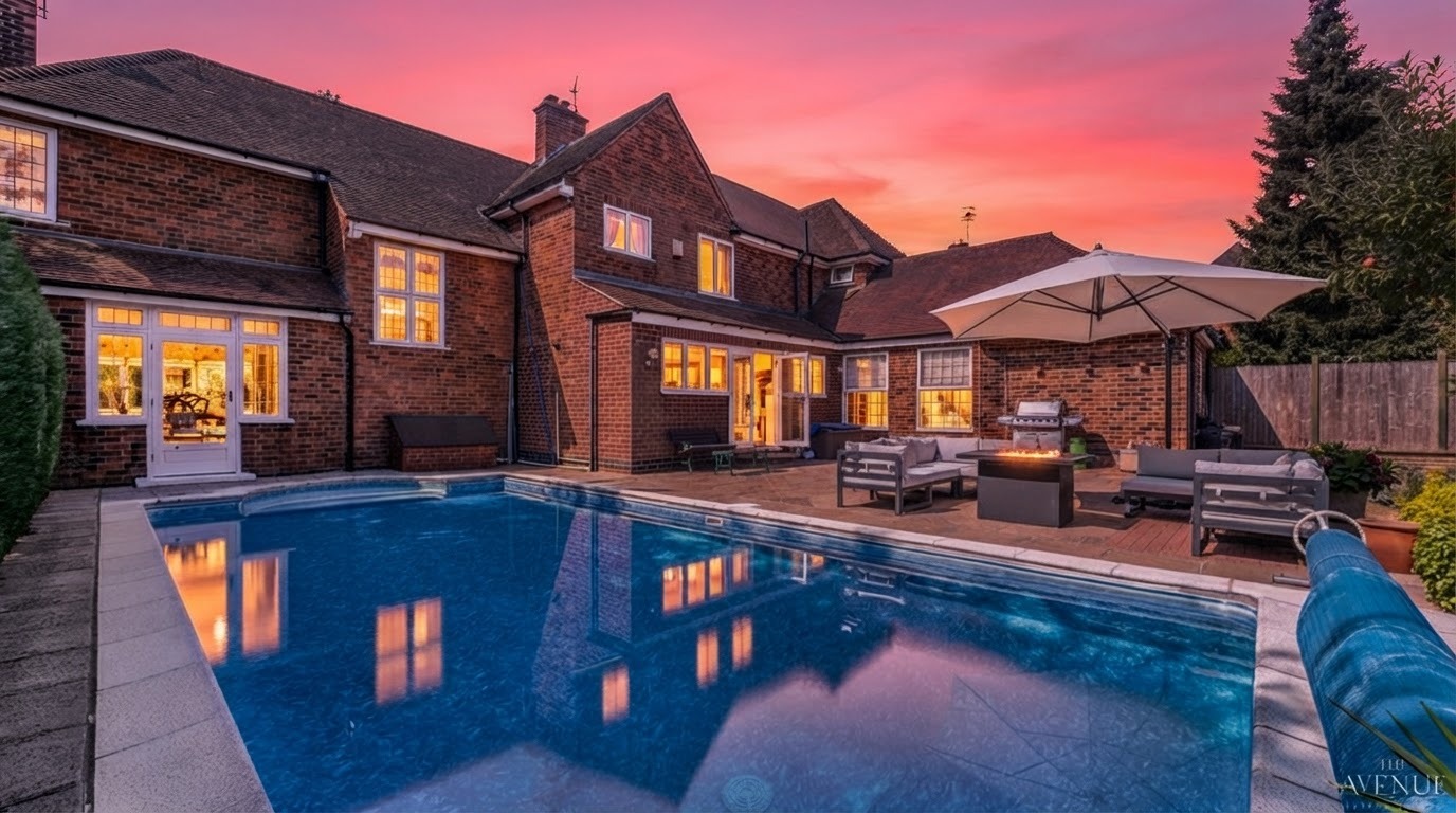 5 bed detached house for sale in 12 Egerton Road, Woodthorpe, Nottingham, Nottinghamshire, NG5 4FF 1
