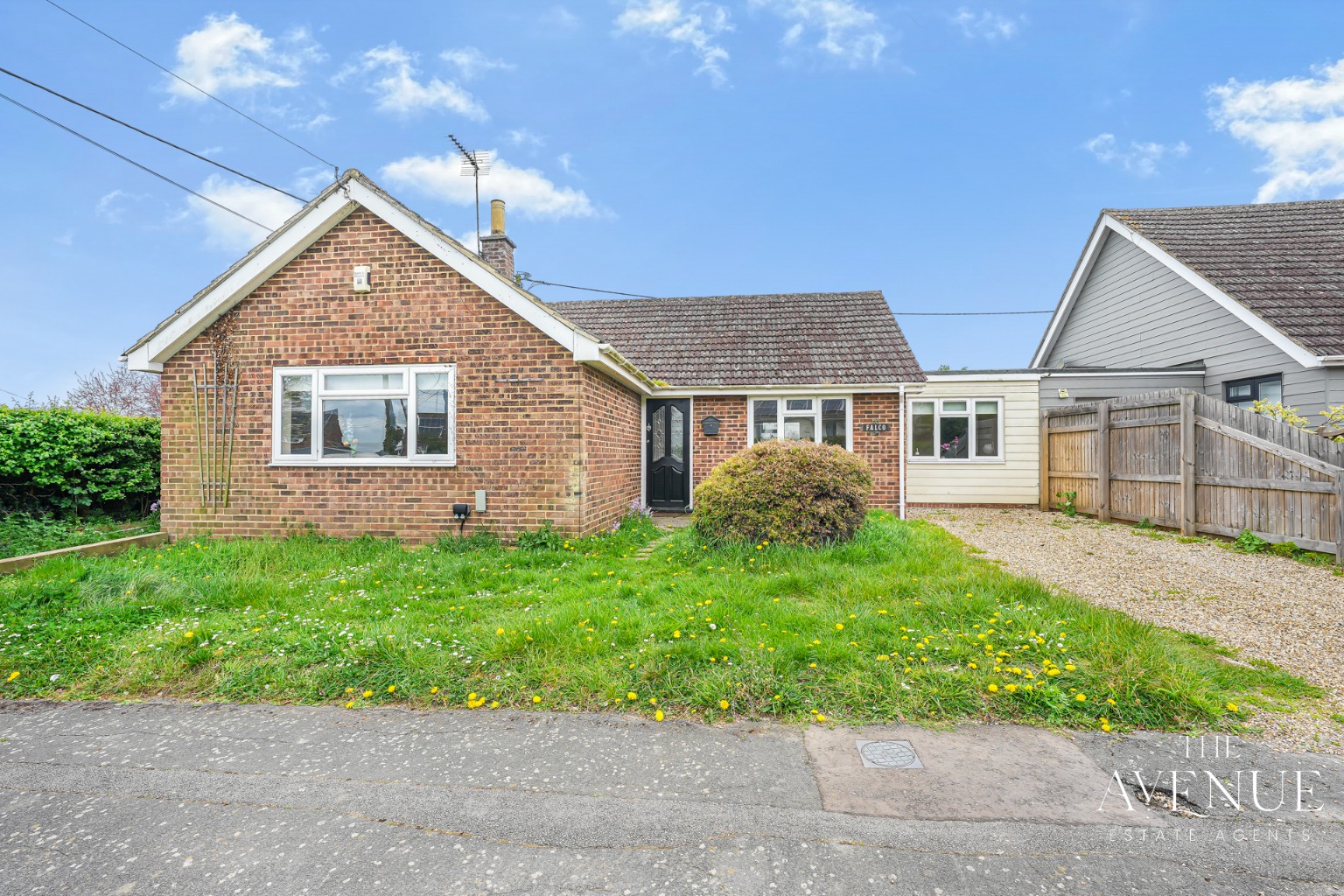 4 bed detached bungalow for sale in Sarcel, Stisted, Braintree, Essex, CM77  - Property Image 1