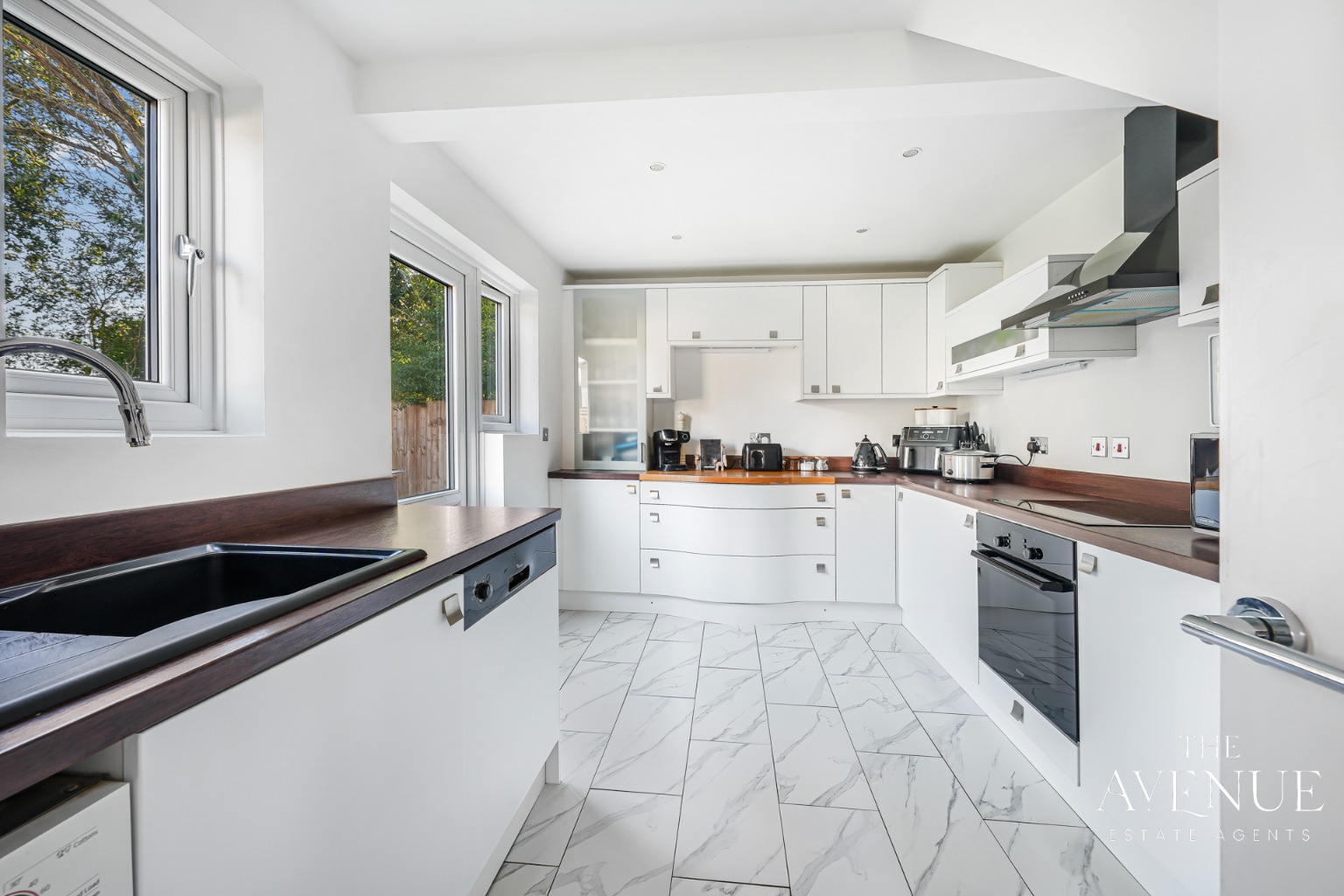 5 bed detached house for sale in Maldon Road, Witham, Essex, CM8 26