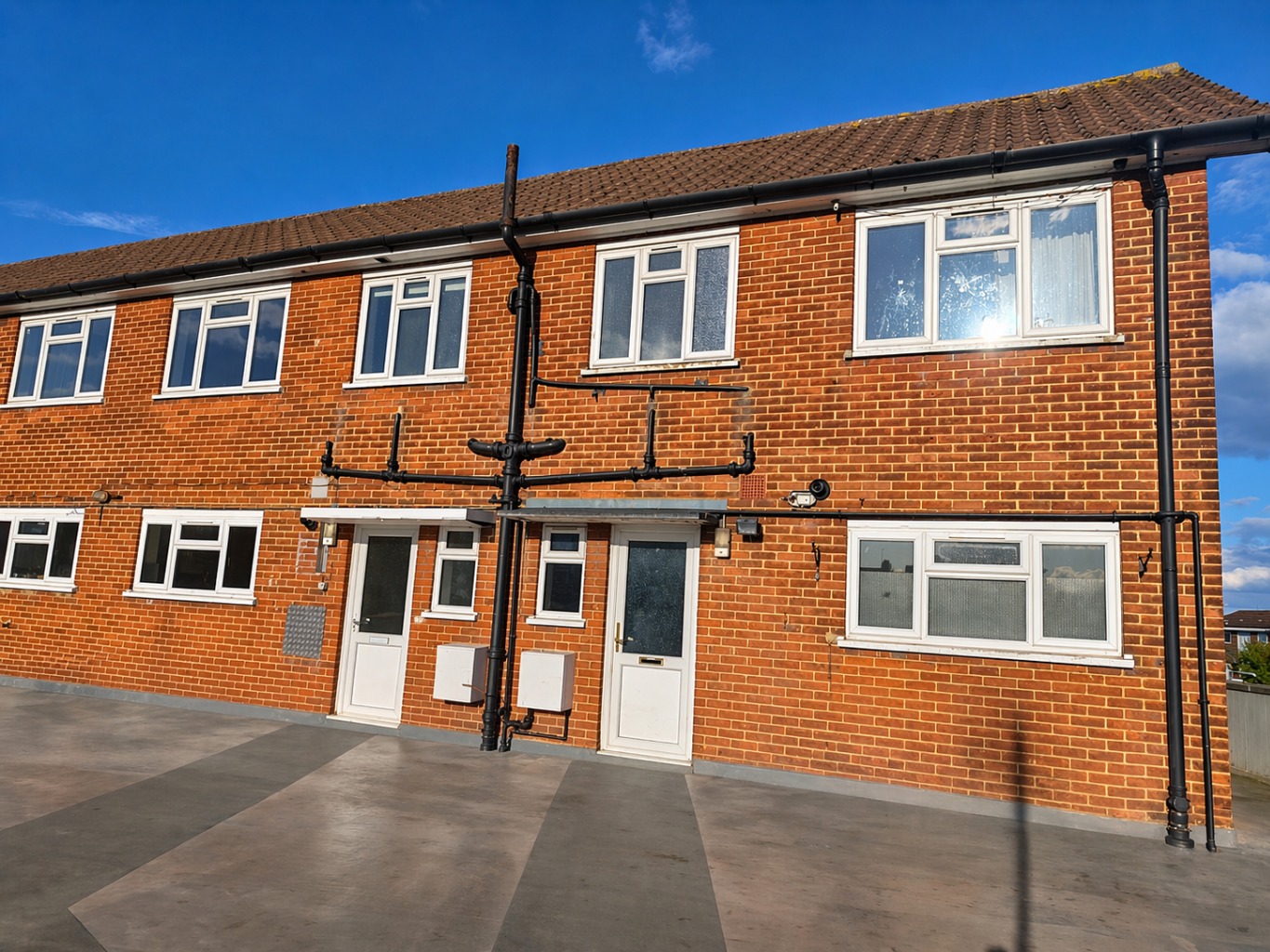 3 bed maisonette for sale in Ilford, Greater London, IG6  - Property Image 1