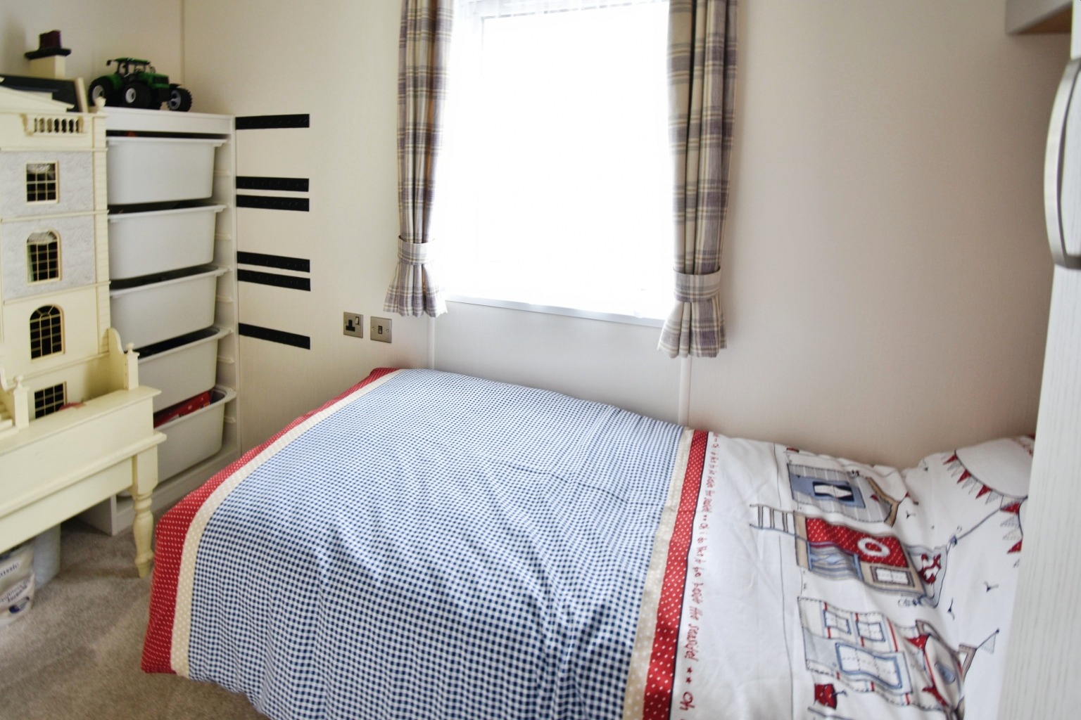 2 bed caravan for sale in Burnham-On-Crouch, Essex, CM0 8