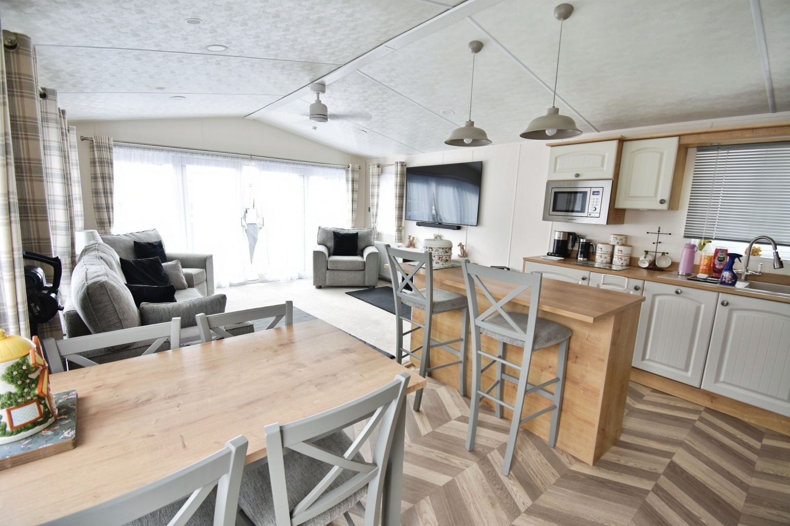 2 bed caravan for sale in Burnham-On-Crouch, Essex, CM0 4