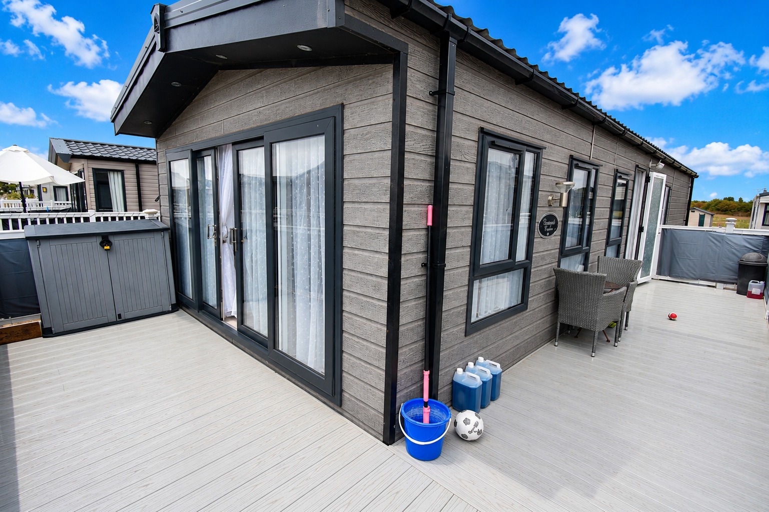 2 bed caravan for sale in Burnham-On-Crouch, Essex, CM0  - Property Image 12