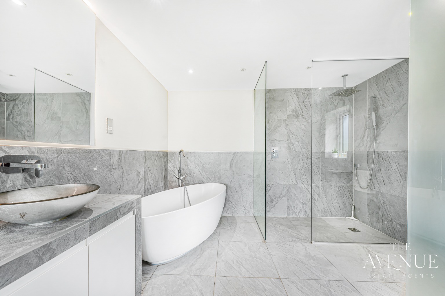 5 bed detached house for sale in Great Totham, Maldon, Essex, CM9  - Property Image 19