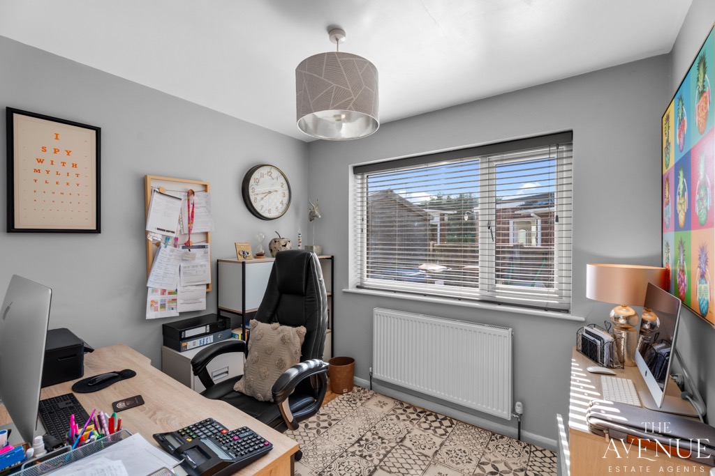 3 bed detached bungalow for sale in Hillview Crescent, Baldwins Gate, Newcastle, Staffordshire, ST5  - Property Image 24