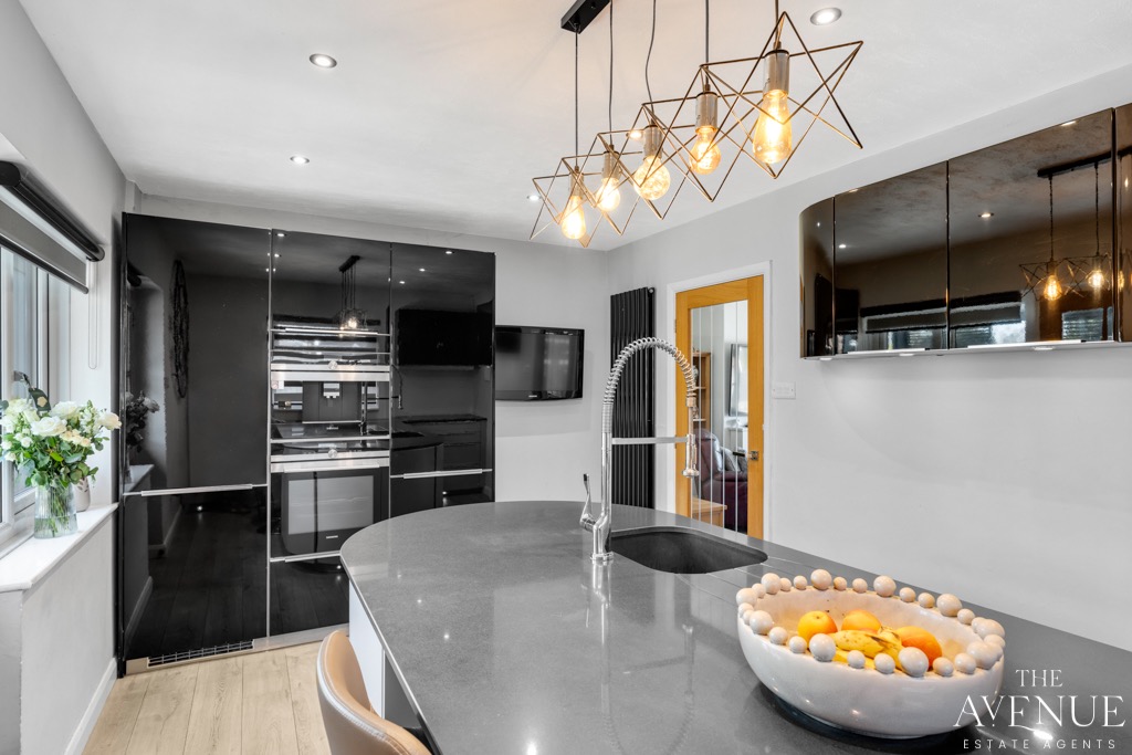 3 bed detached bungalow for sale in Hillview Crescent, Baldwins Gate, Newcastle, Staffordshire, ST5  - Property Image 14