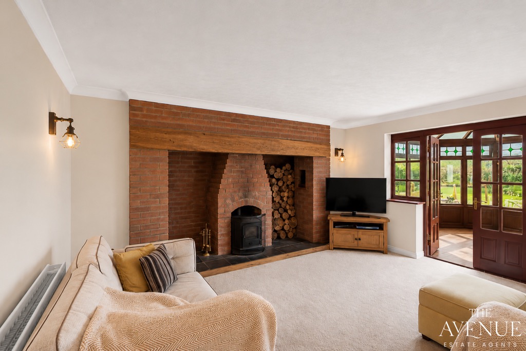 3 bed detached bungalow for sale in Blythe View, Leigh Crossing, Leigh, Stoke-on-trent, Staffordshire, ST10 10