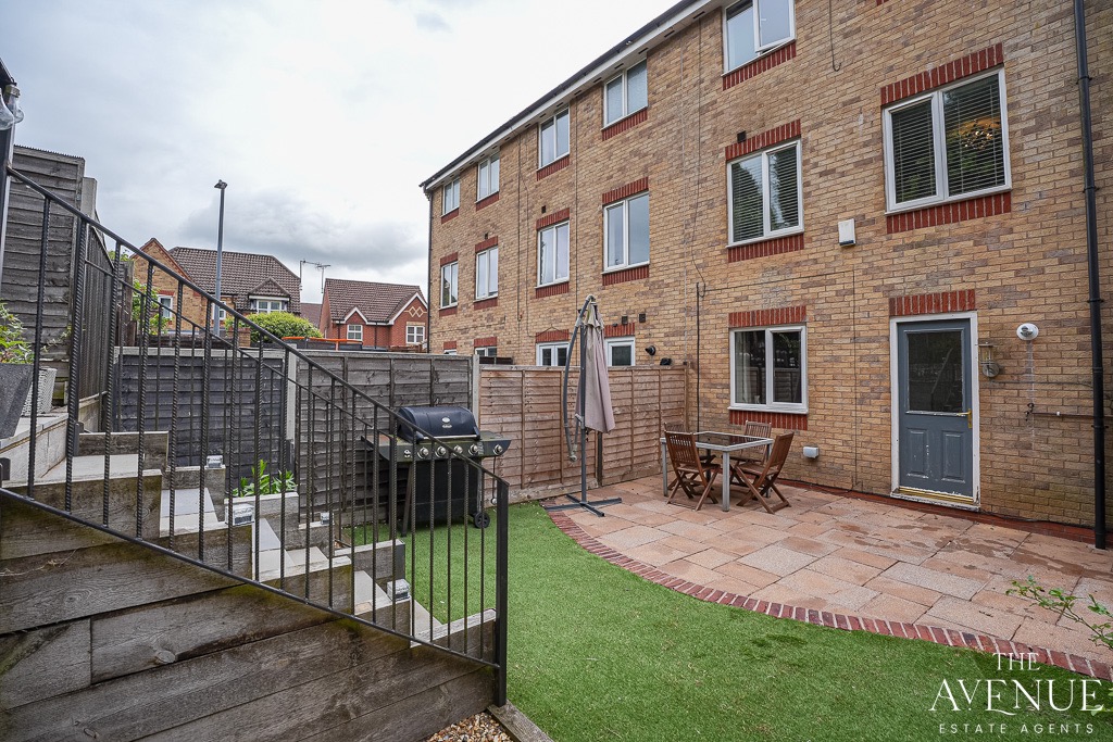 3 bed town house for sale in Moorhen Way, Packmoor, Stoke-On-Trent, Staffordshire, ST7 29