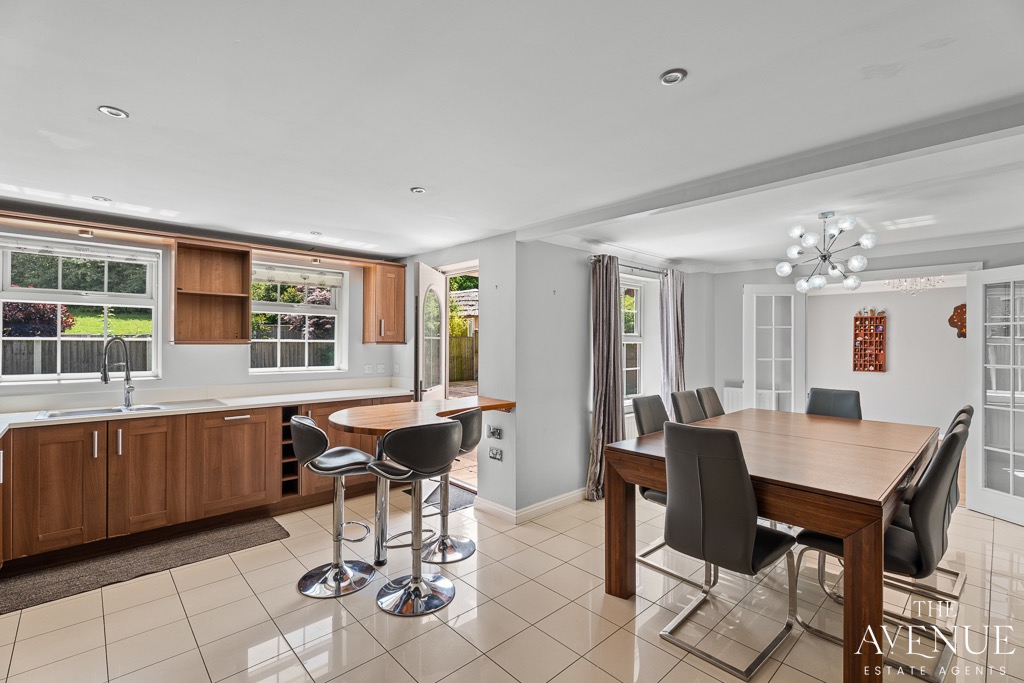 5 bed detached house for sale in Weston, Crewe, Cheshire, CW2  - Property Image 15