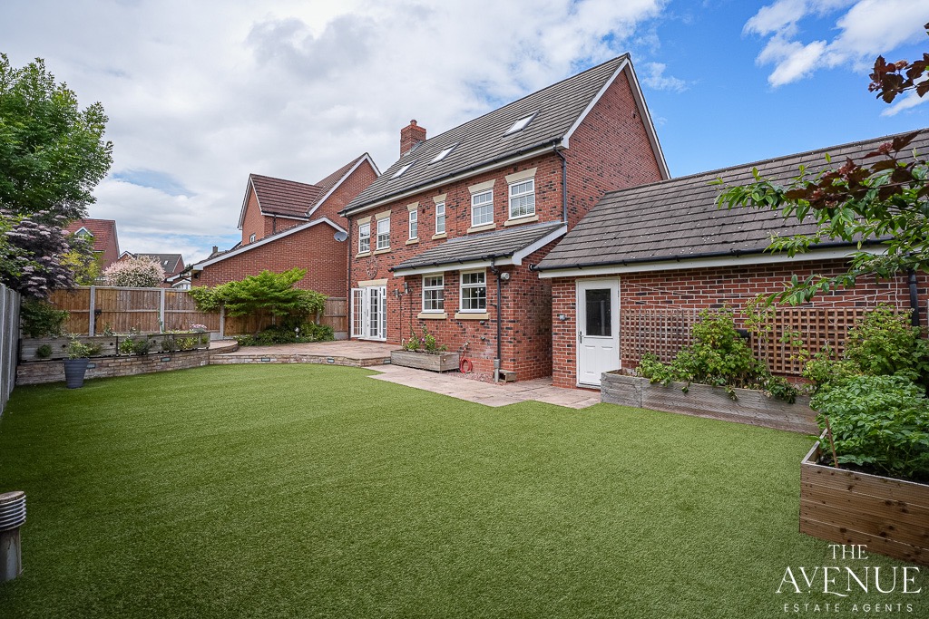 5 bed detached house for sale in Weston, Crewe, Cheshire, CW2  - Property Image 44