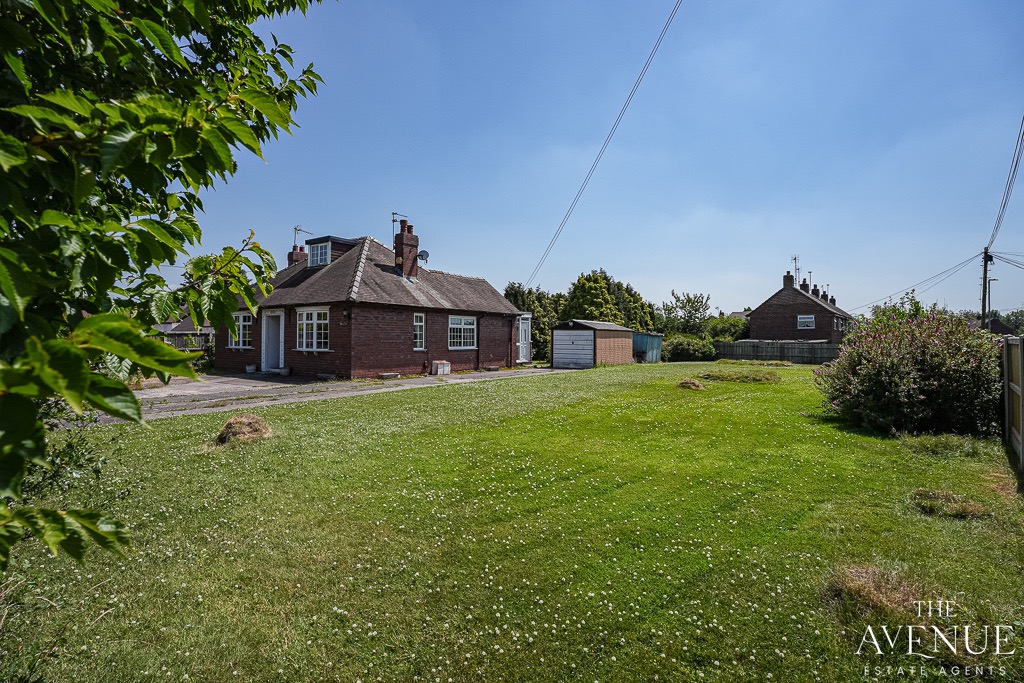 2 bed detached bungalow for sale in Rosedene, Moss Lane, Madeley, Crewe, CW3 9ED 4
