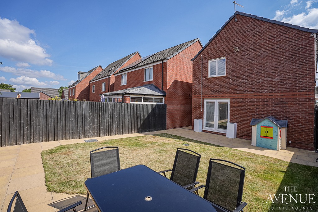 3 bed detached house for sale in Peter Cartlidge Grove, Hartshill, Stoke-on-trent, Staffordshire, ST4 6FG 4