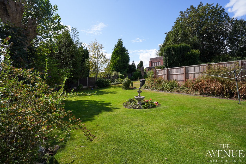 4 bed detached house for sale in Kingsway East, The Westlands, Newcastle Under Lyme, Staffordshire 43
