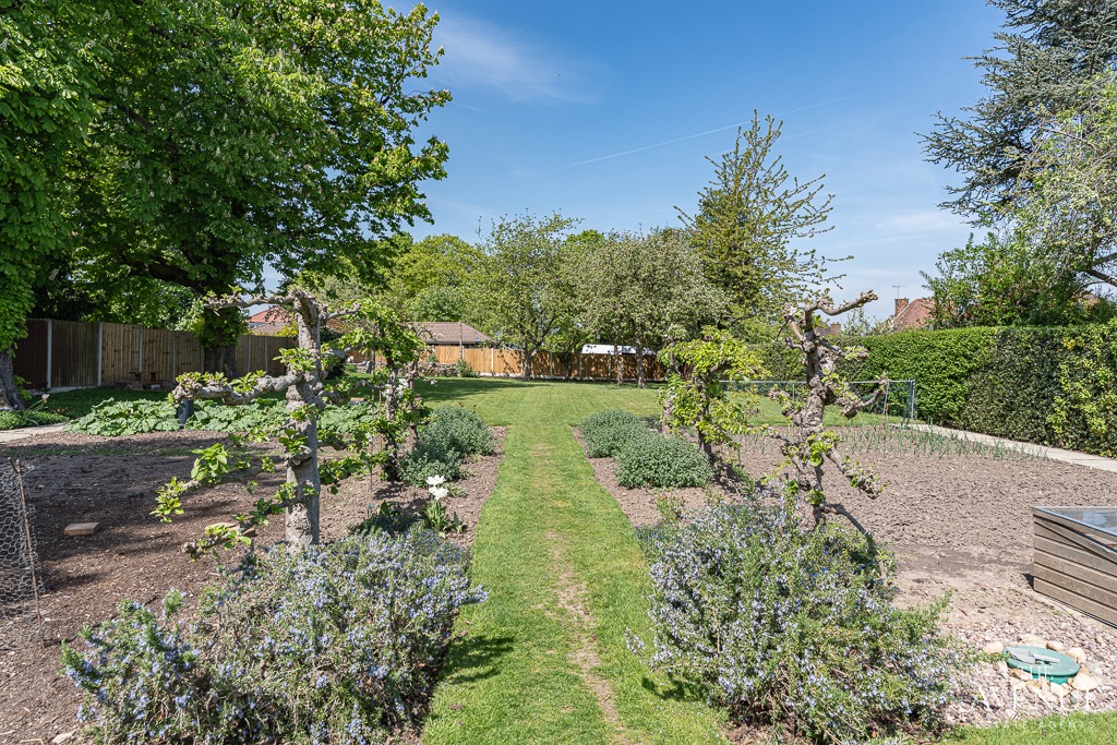 6 bed detached house for sale in Farley Road, Littleover, Derby - Property Image 44