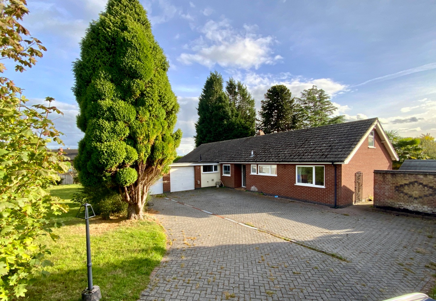 4 bed detached house for sale in Substantial Plot, SUNNYSIDE ROAD, off Heath Road, Uttoxeter 1