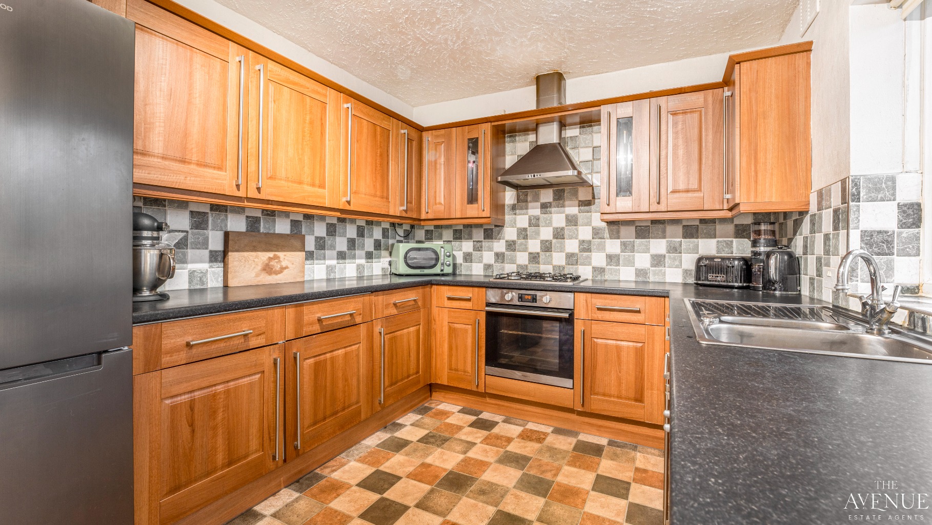 3 bed semi-detached house for sale in Uttoxeter Road, Alton, Staffordshire - Property Image 2