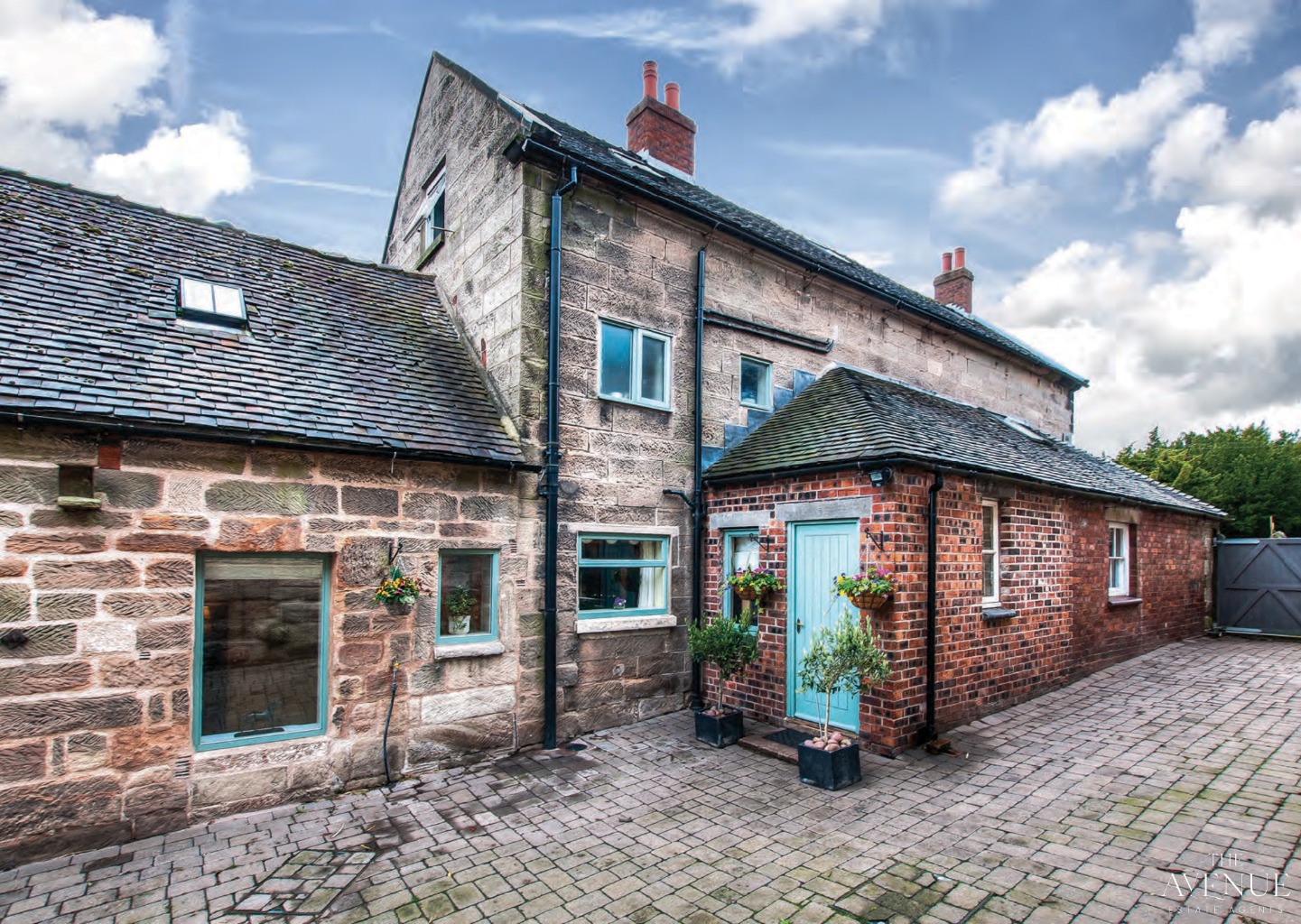 4 bed detached house for sale in The Cross, Equestrian, Hollington, Staffordshire - Property Image 15