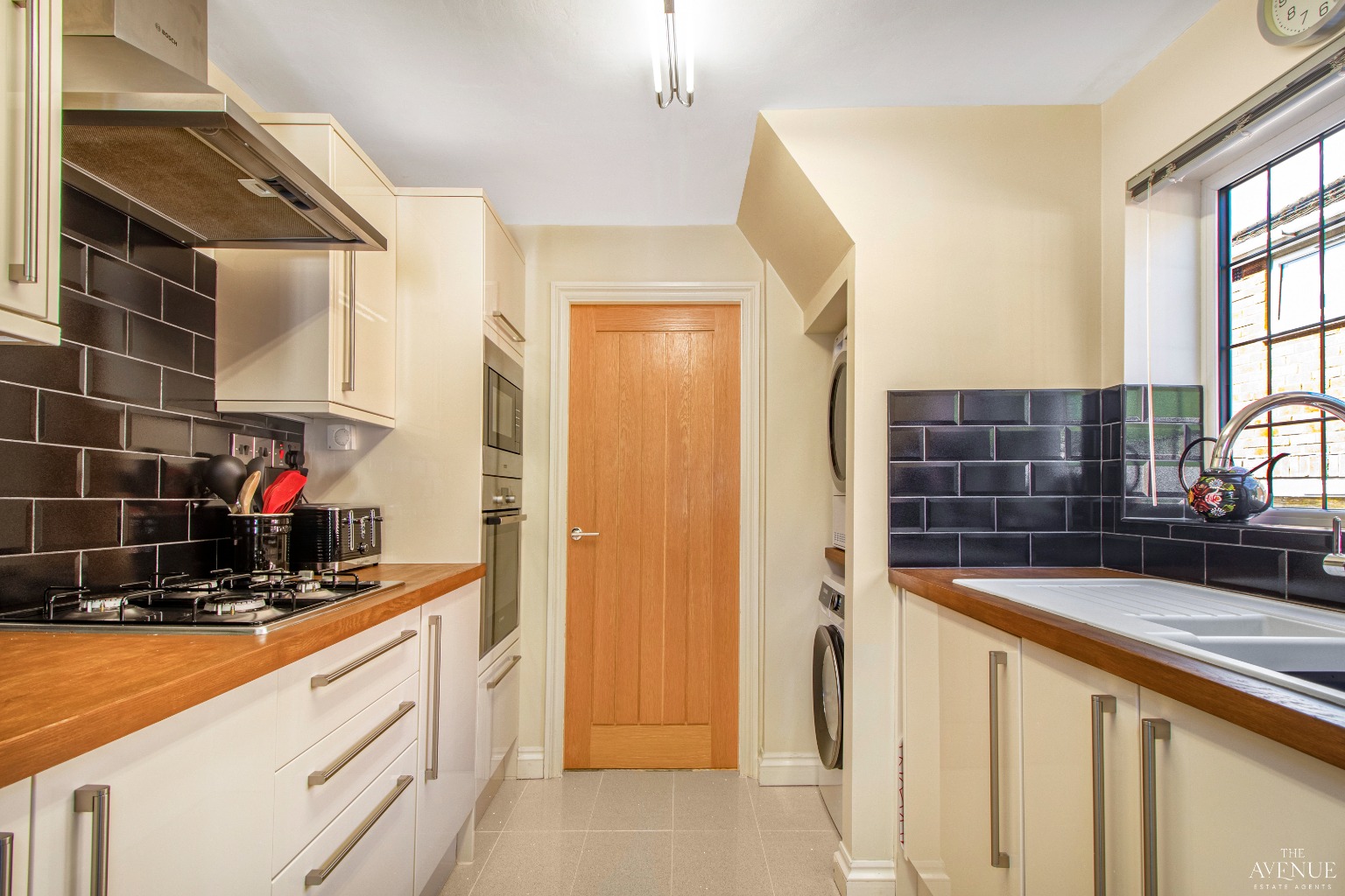 3 bed semi-detached house for sale in East Rise, Sutton Coldfield, 2