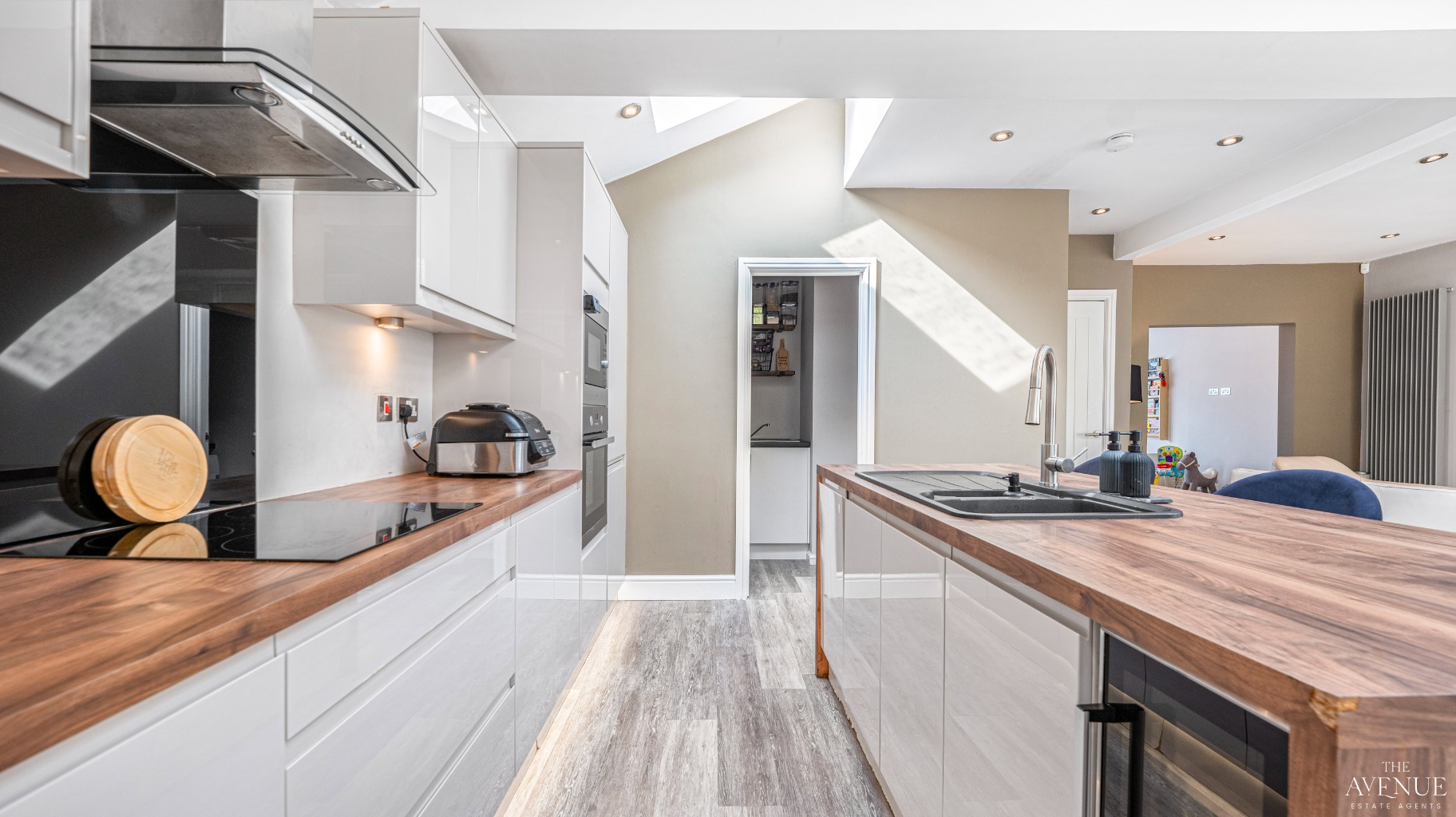 3 bed semi-detached house for sale in Sutton Coldfield, West Midlands, B76  - Property Image 5