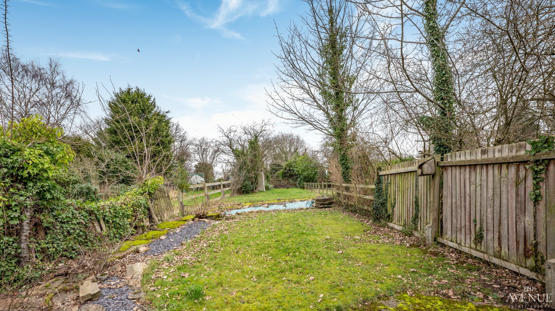 3 bed semi-detached house for sale in Berwood Farm Road 15