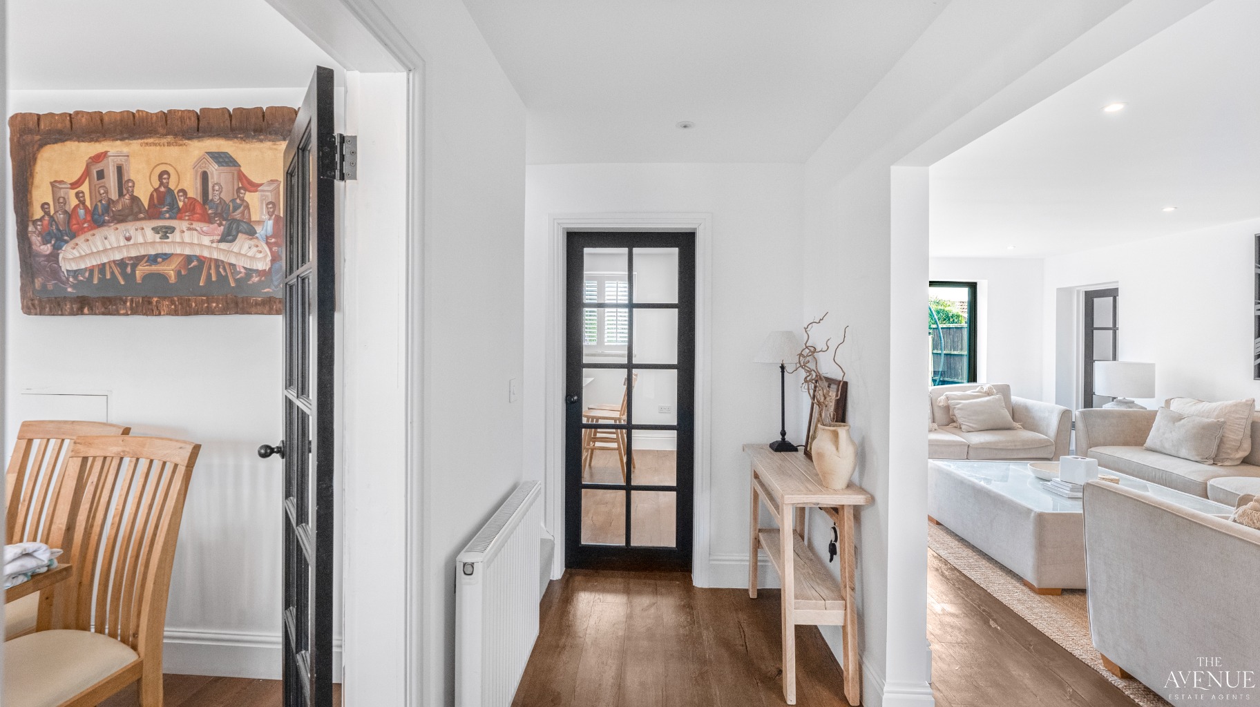 3 bed detached house for sale in Malvern Drive, Aldridge, West Midlands  - Property Image 2