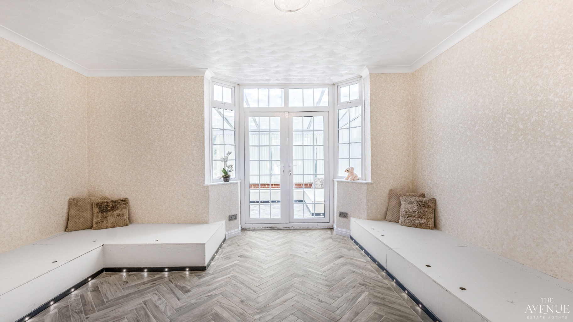 3 bed semi-detached house for sale in Walsall, West Midlands, WS5  - Property Image 19