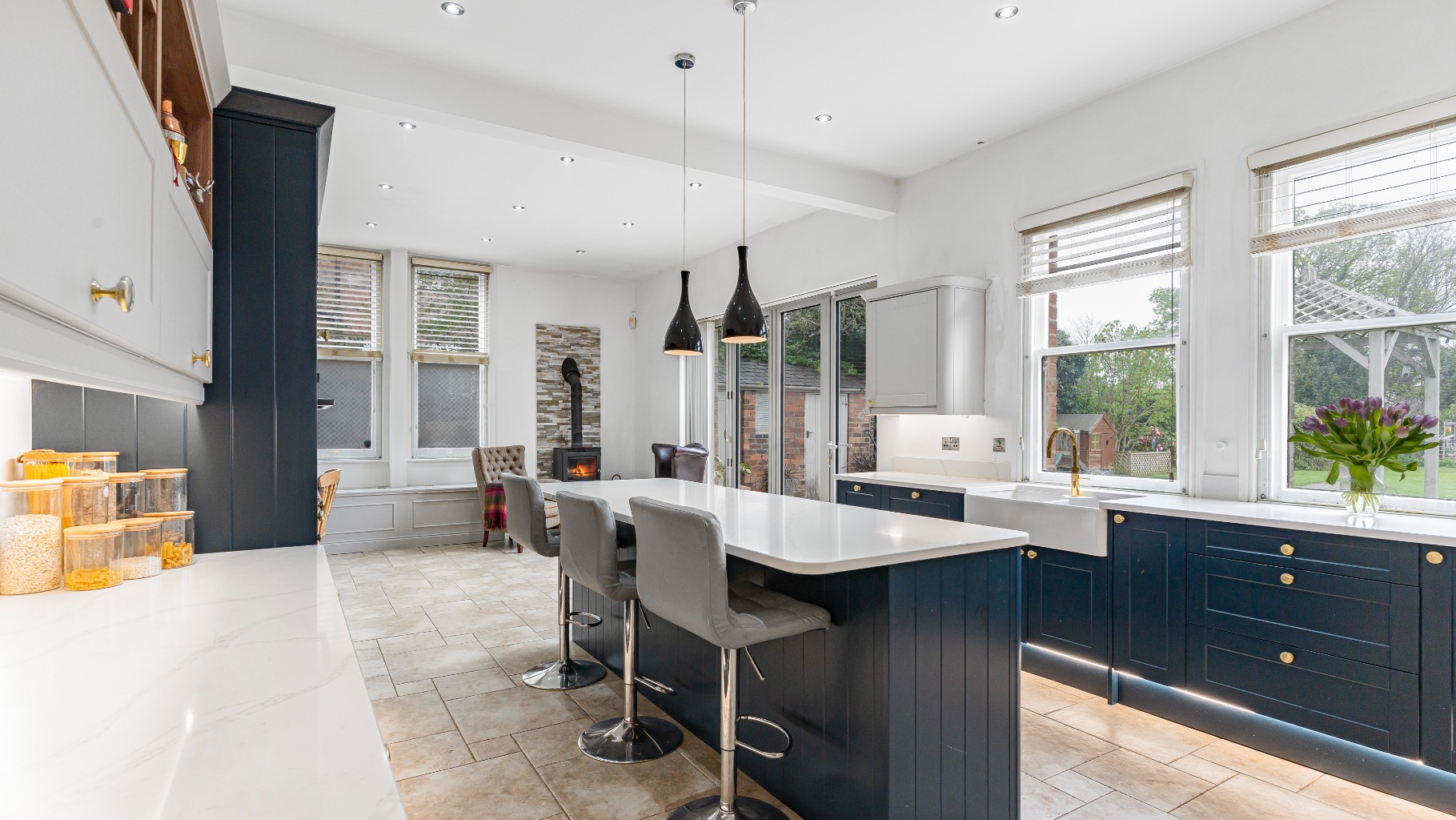 4 bed detached house for sale in Alexandra Road, Burton-On-Trent. 3